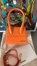 Jacquemus Le Chiquito Moyen