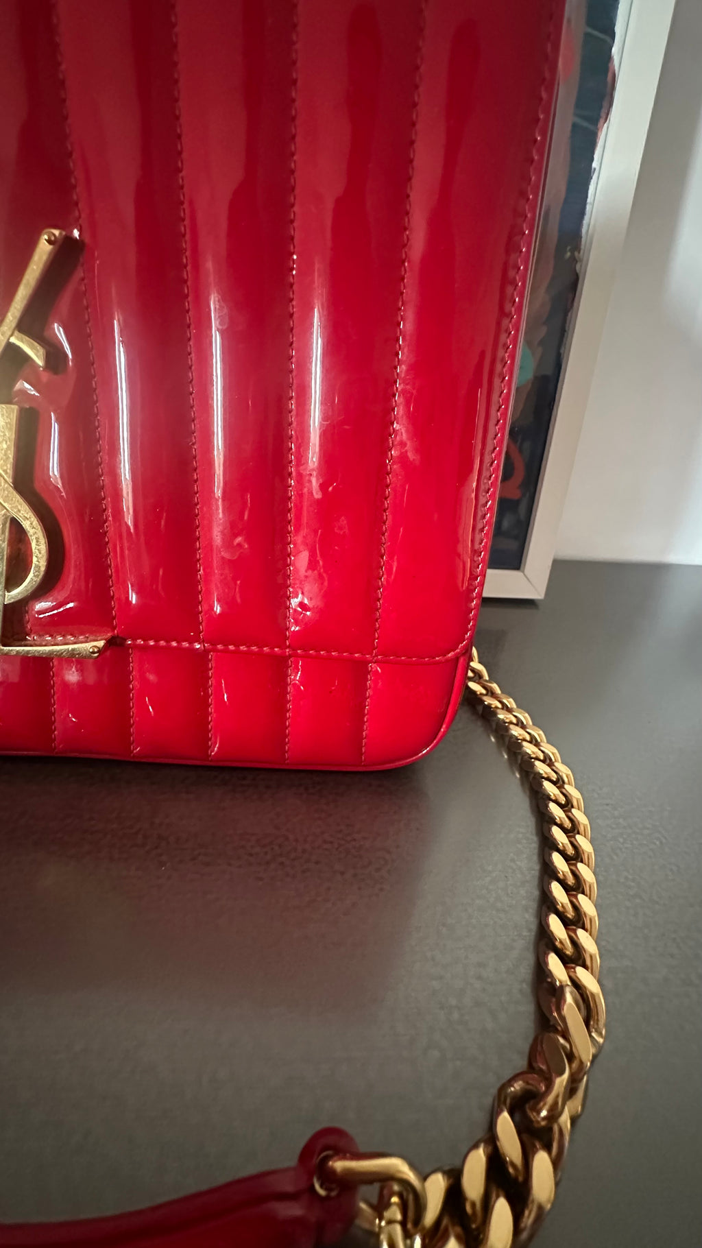 Saint Laurent Vicky Large – Patent Leather Rouge
