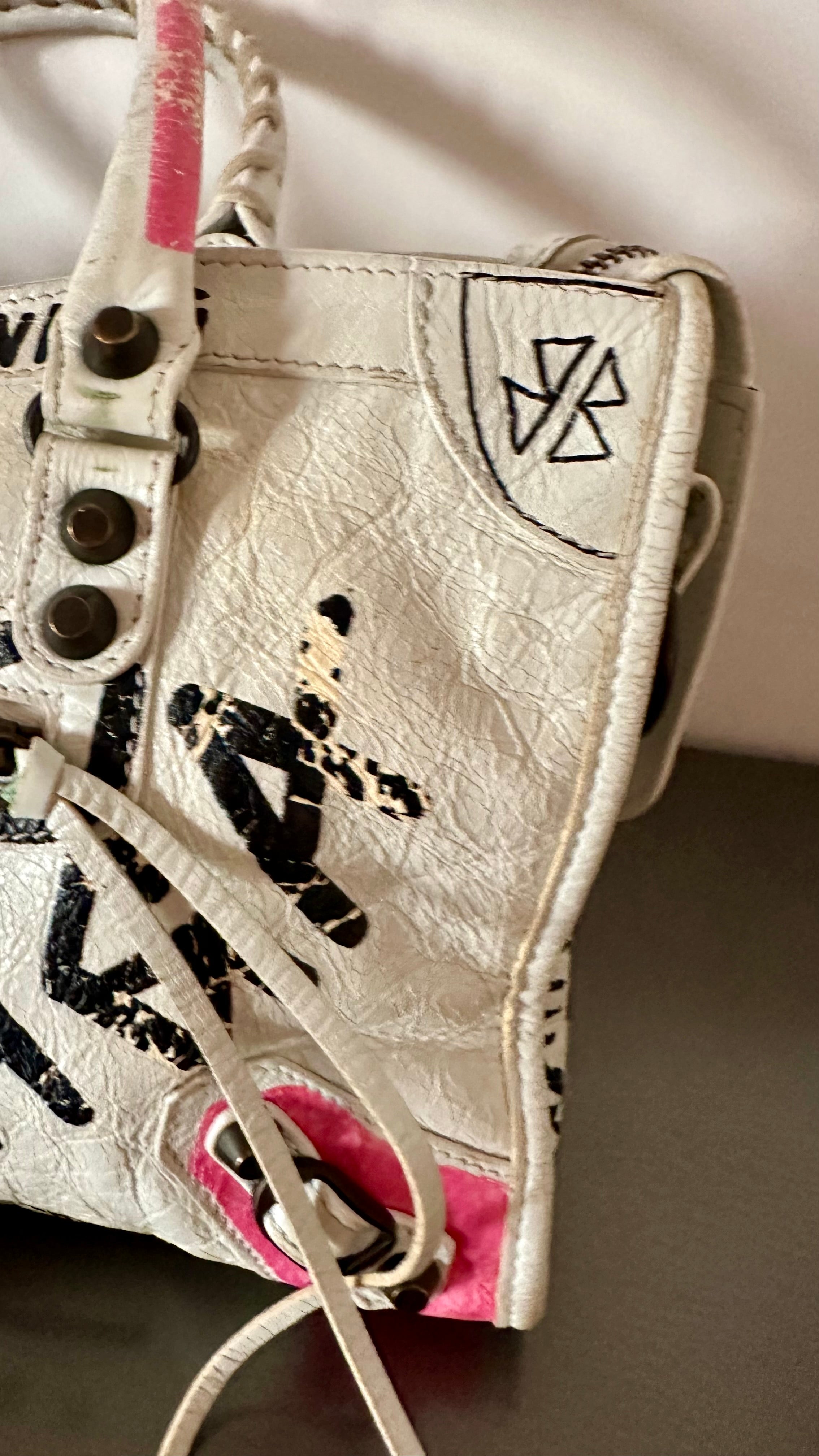 Balenciaga Classic City Graffiti